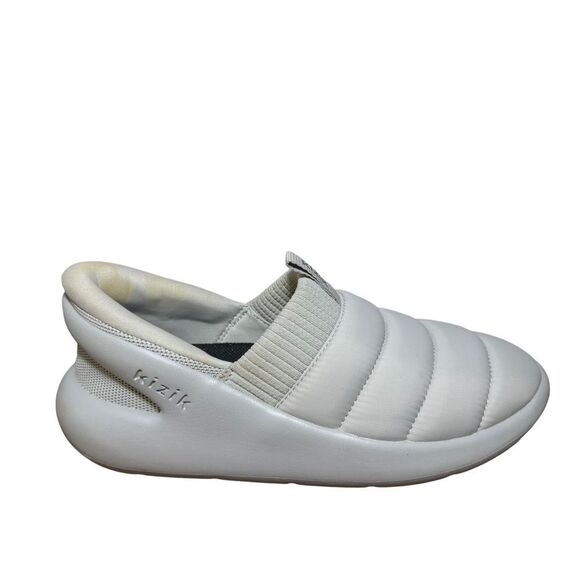 Kizik Men\'s White Slip-On Loafers size 7 women’s 8.5